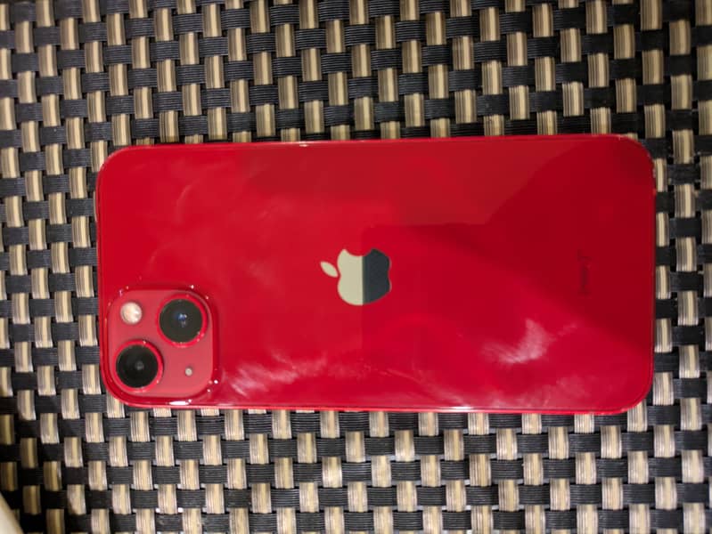 Apple iPhone 13 2