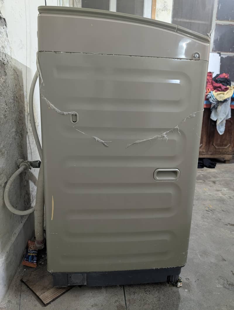Dawlance Automatic Washing machine 4