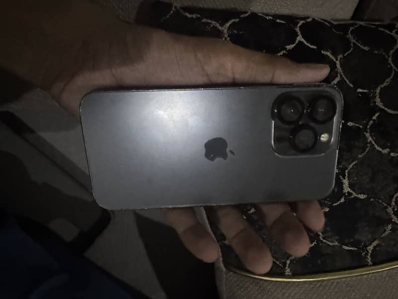 Apple iPhone 13 Pro 1