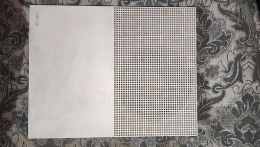 Xbox One S 500GB + 3 Games + Series X Controller