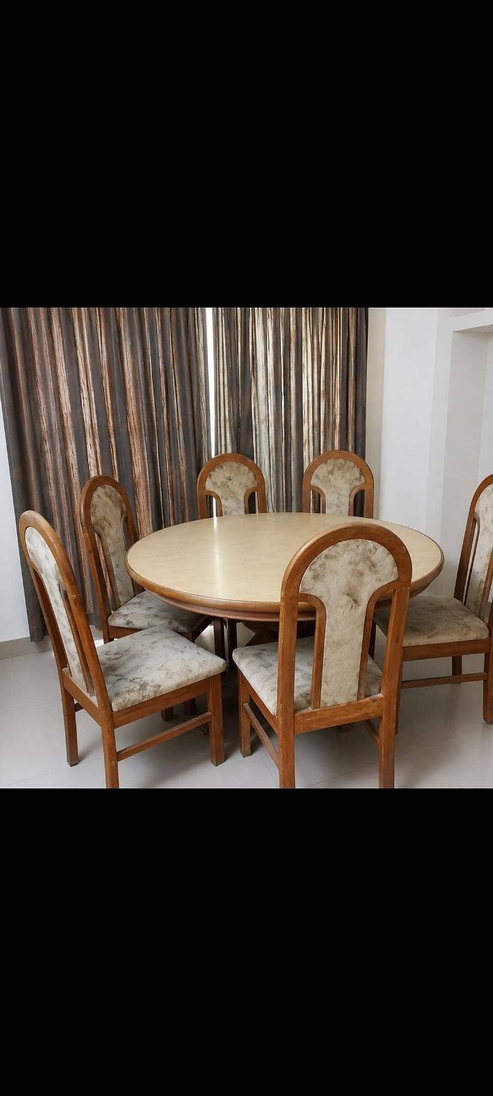 dining table with 6 chairs 1