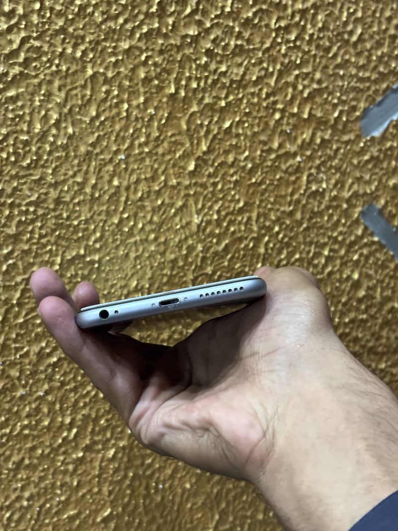 Apple iPhone 6S Plus 3