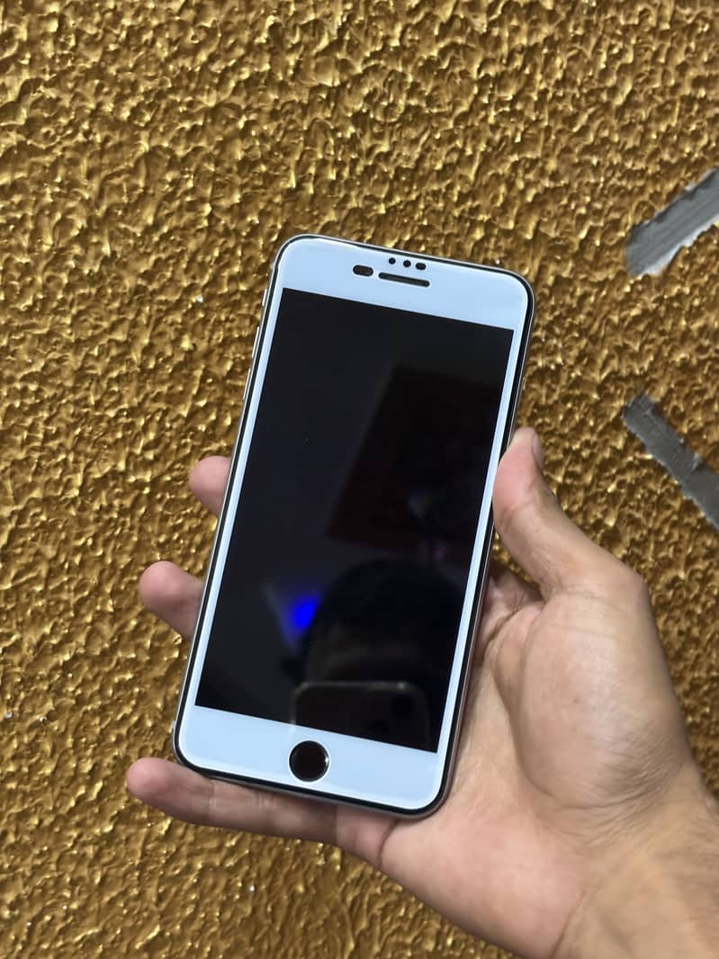 Apple iPhone 6S Plus 4