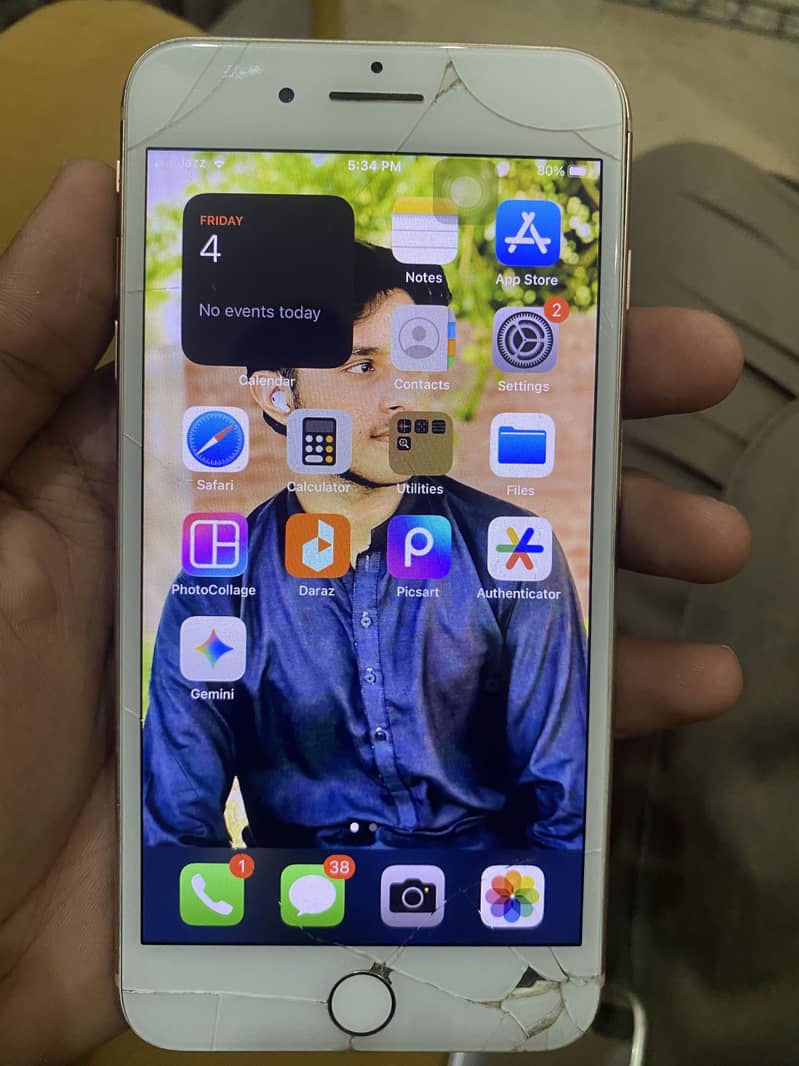 Apple iPhone 8 Plus 1