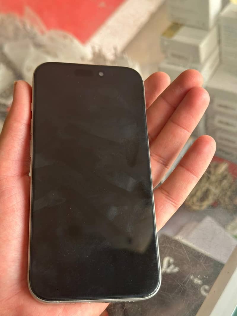 Apple iPhone 15 Pro 1