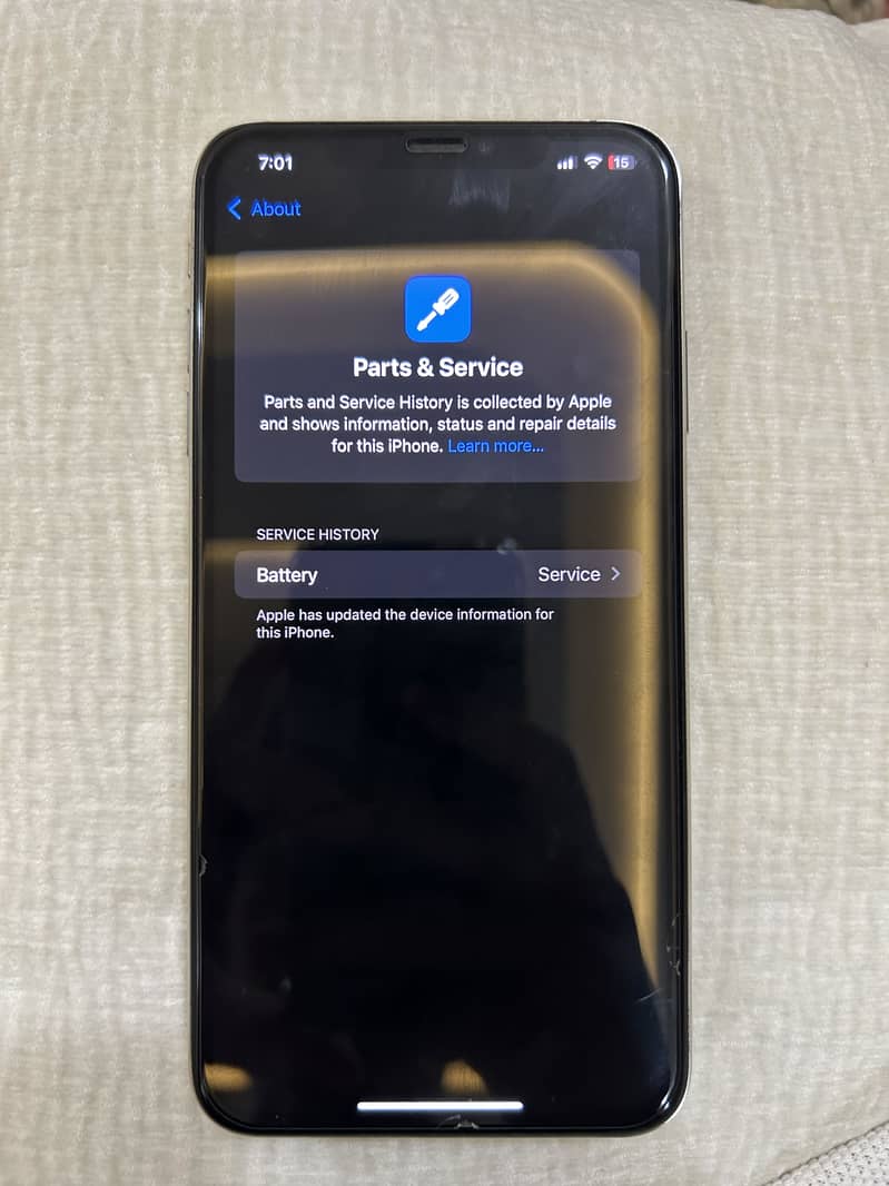 Apple iPhone XS Max 9