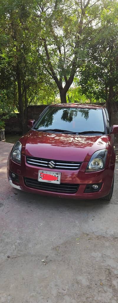 Suzuki Swif DLX t 2012 MINT CONTION