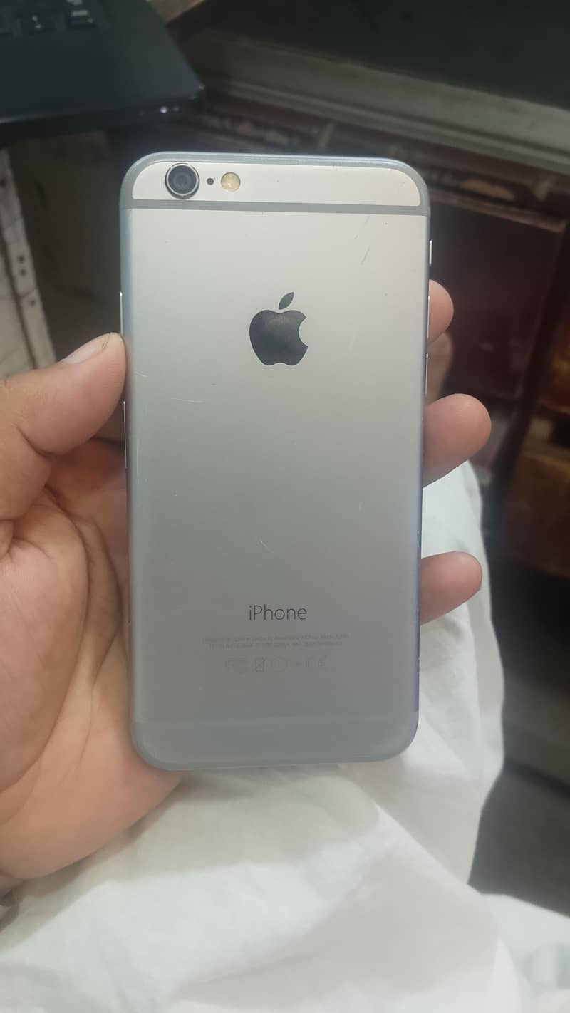Apple iPhone 6S 1