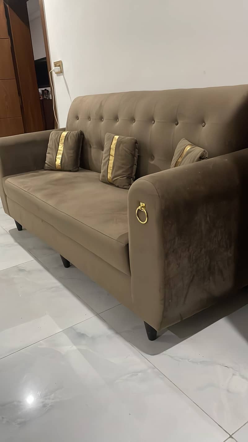 Sofas and lounge chairs 3