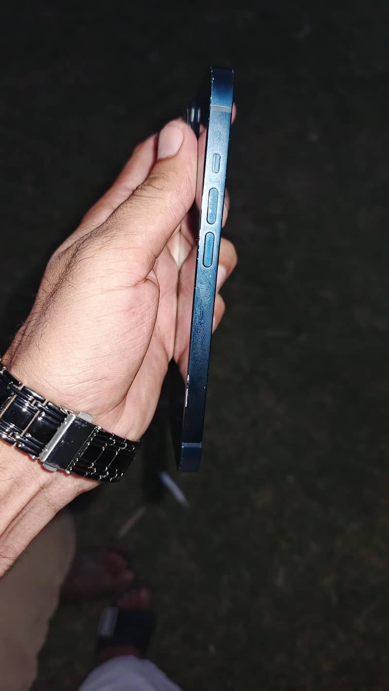 Apple iPhone 14 1