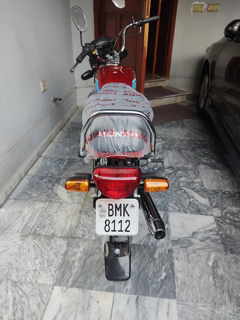 CD 70 Excellent Condition 4