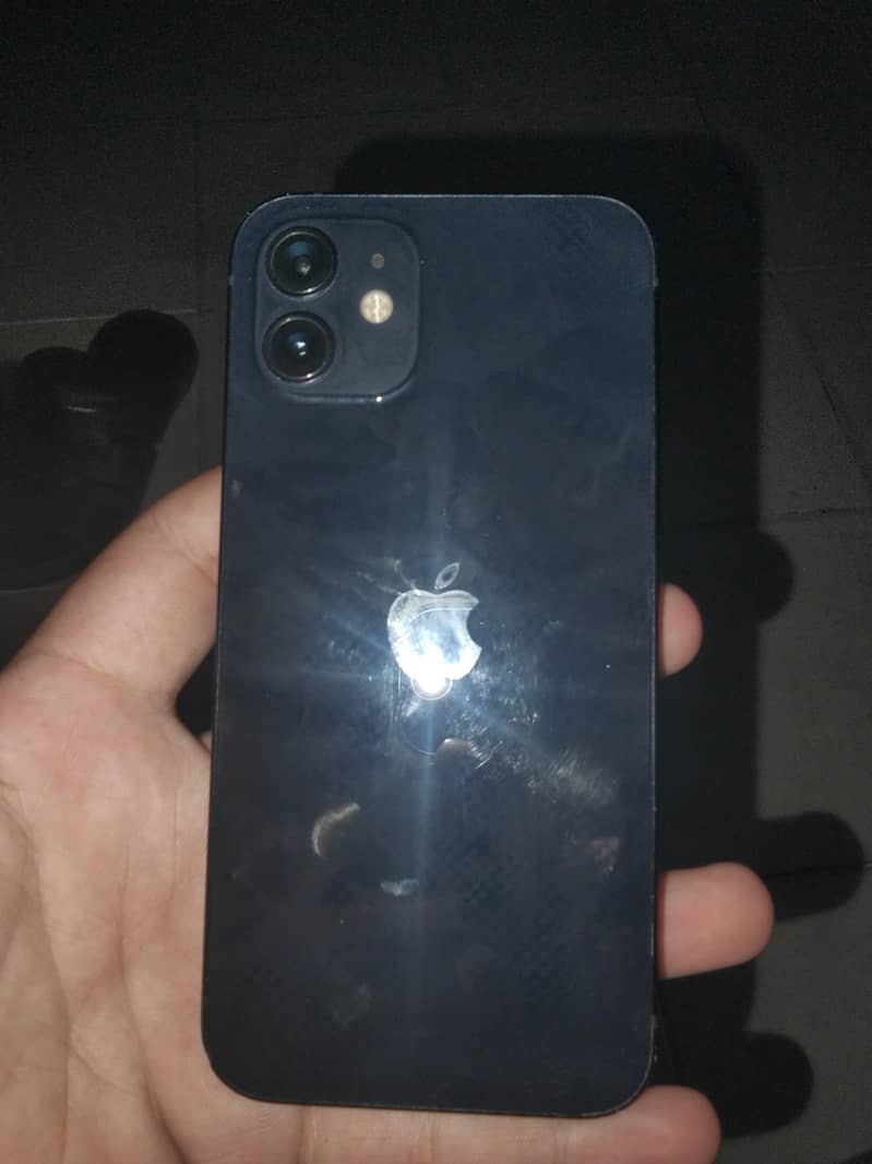 Apple iPhone 12 1