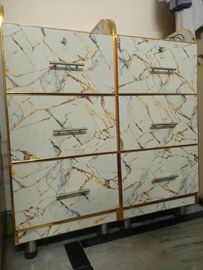 dressers and drawers