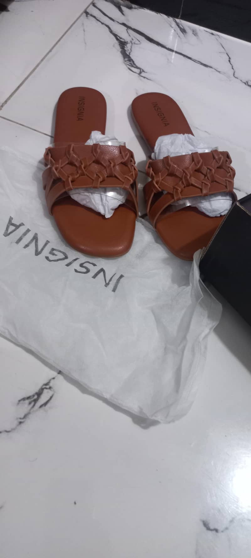 branded flats 3