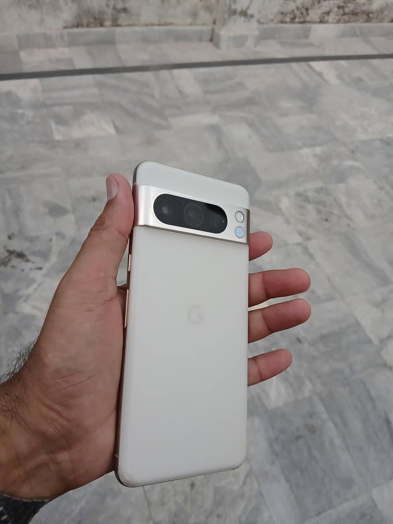 Google Pixel 8 Pro 0