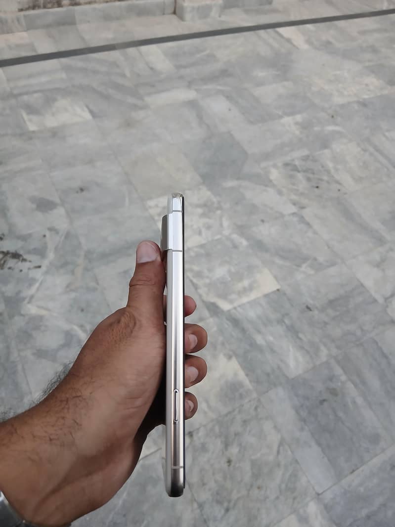 Google Pixel 8 Pro 1
