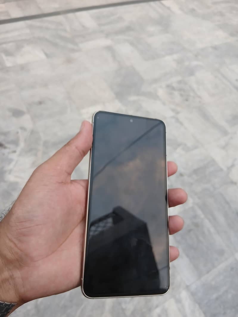 Google Pixel 8 Pro 2