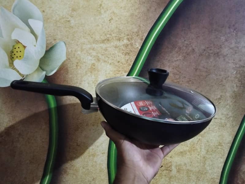 Frying pan 1