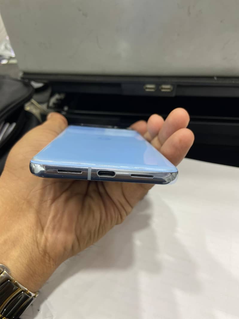 Google Pixel 8 Pro 1