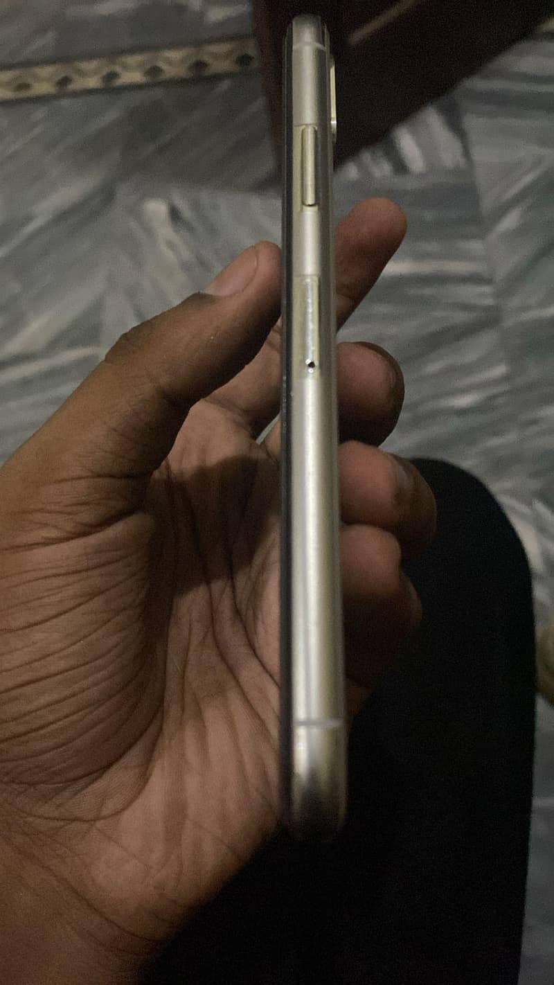 Apple iPhone X 1