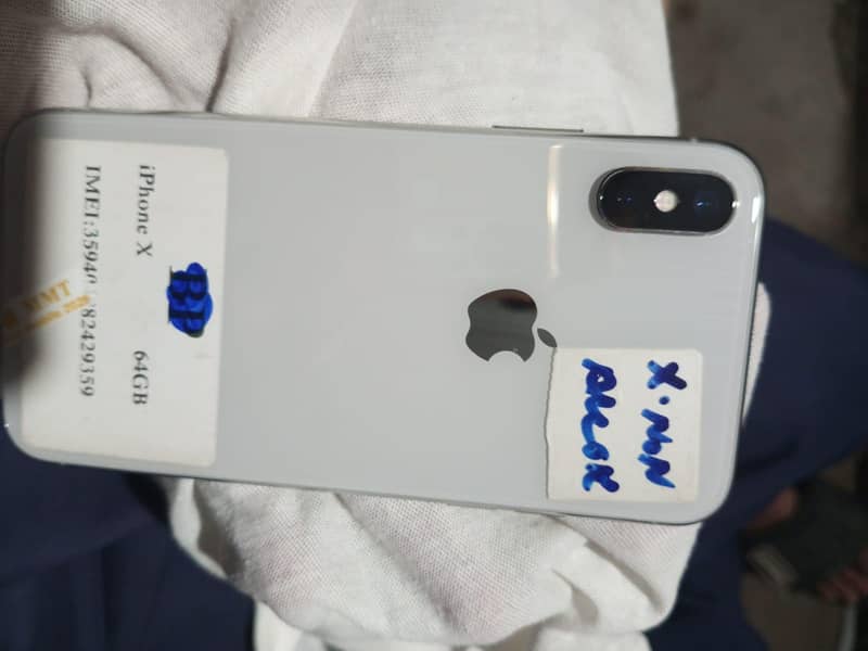 Apple iPhone X 3