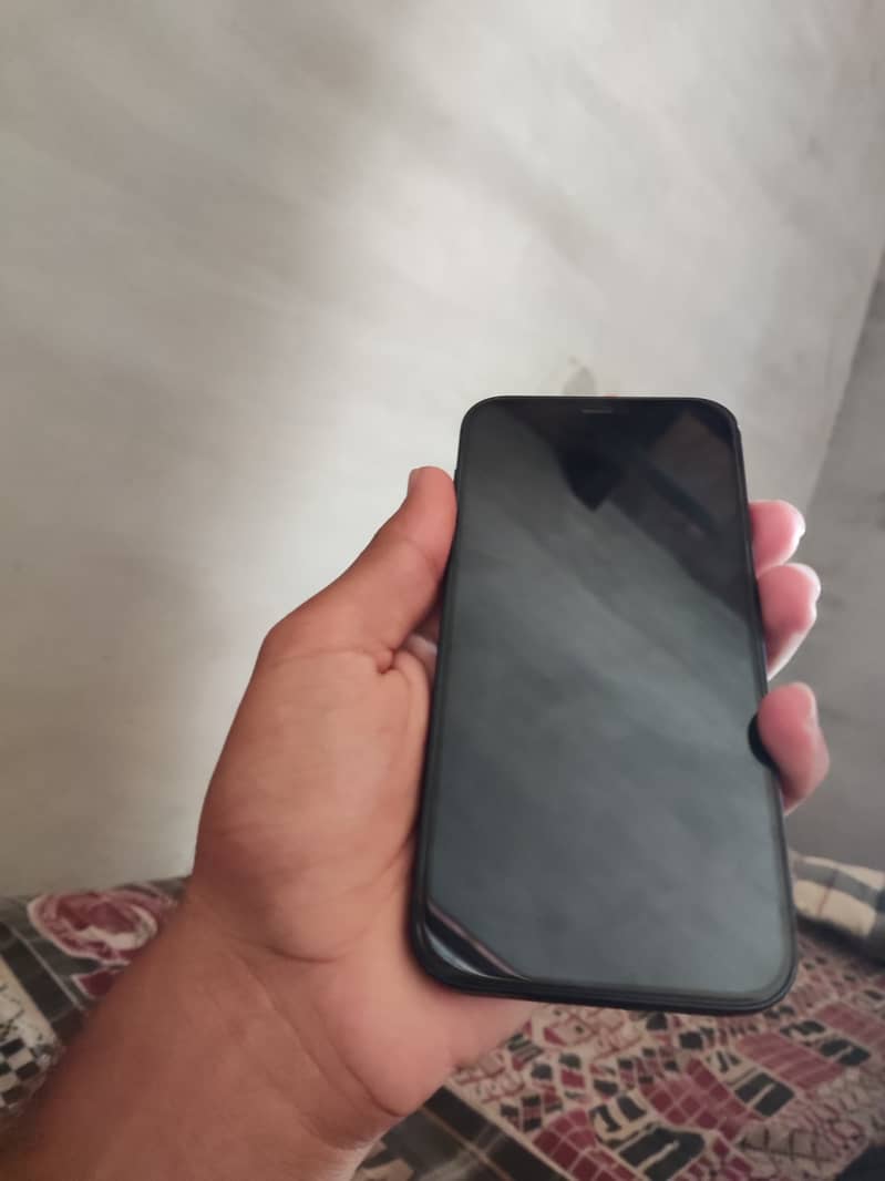 Apple iPhone 12 2