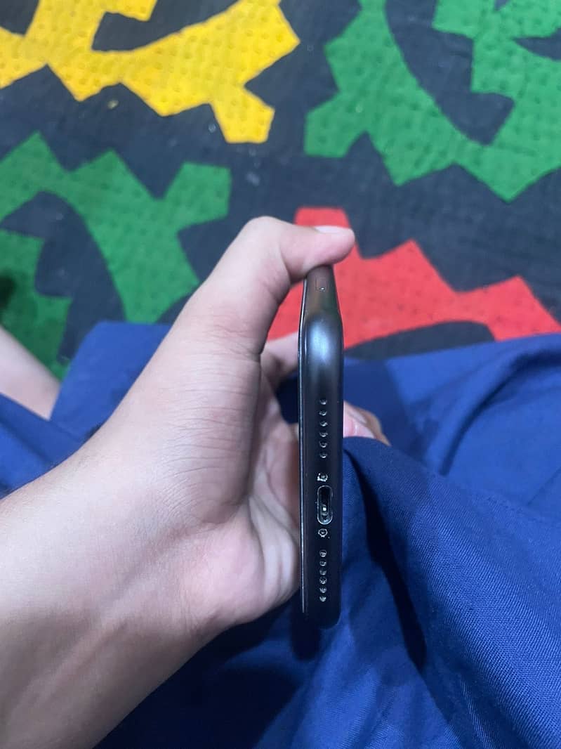 Apple iPhone 11 2