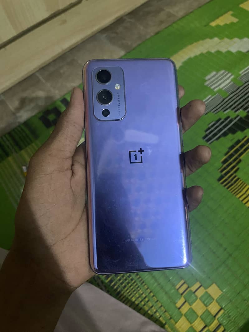 One Plus 9 5g 4