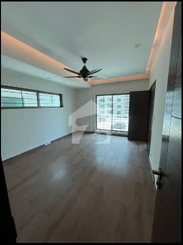 12 Marla Beautiful Appartment Sell IN Askari-12 Lahore