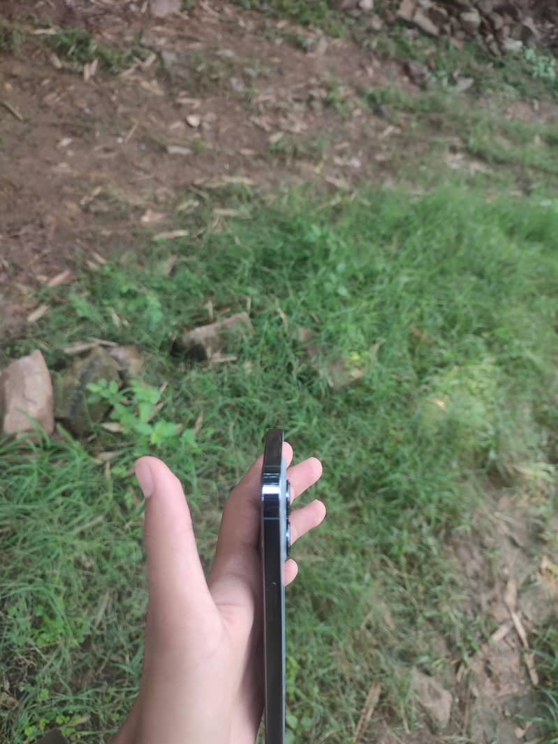Apple iPhone 13 Pro 3