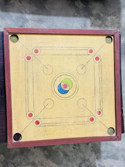 Carom board 32"