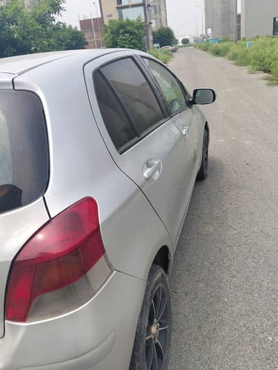 Toyota Vitz 2007