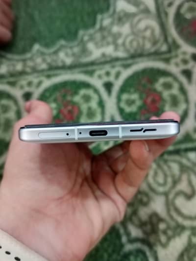 Redmi k40 12/256 gaming phone PUBG device 5100 mAh