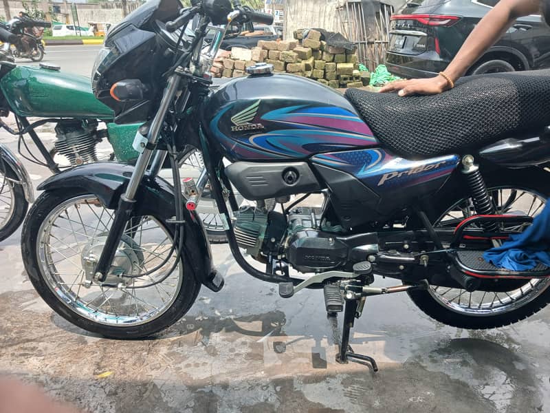بالکل اوکے ہیں میرے نام پر ہے 3