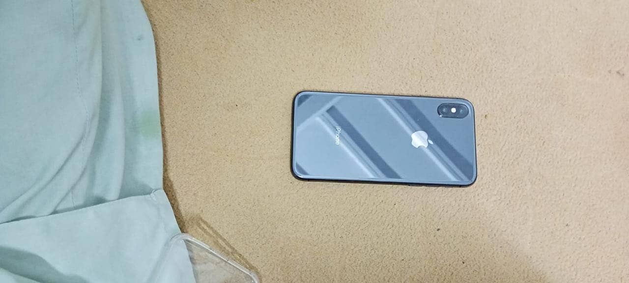 Apple iPhone X 1