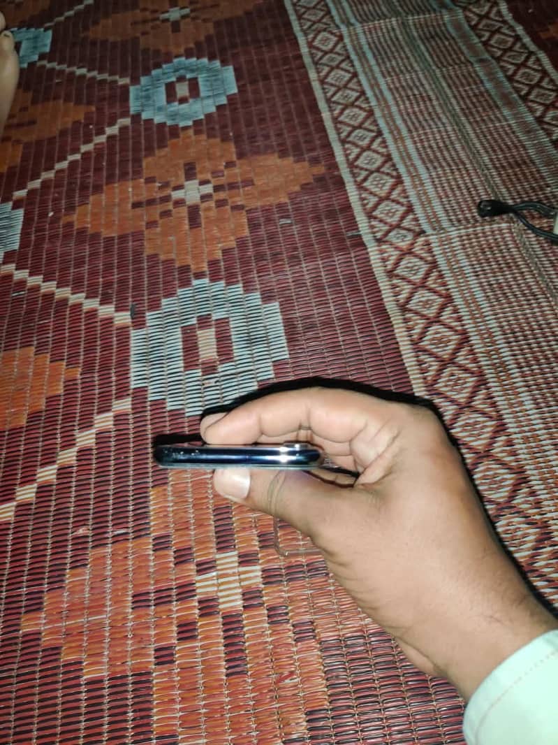 Apple iPhone X 3