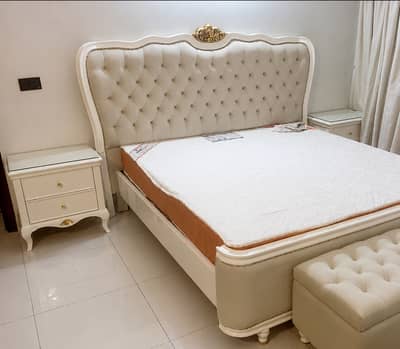 Elegant Off-White Solid Wood King Size Bedroom Set - 5 months used on