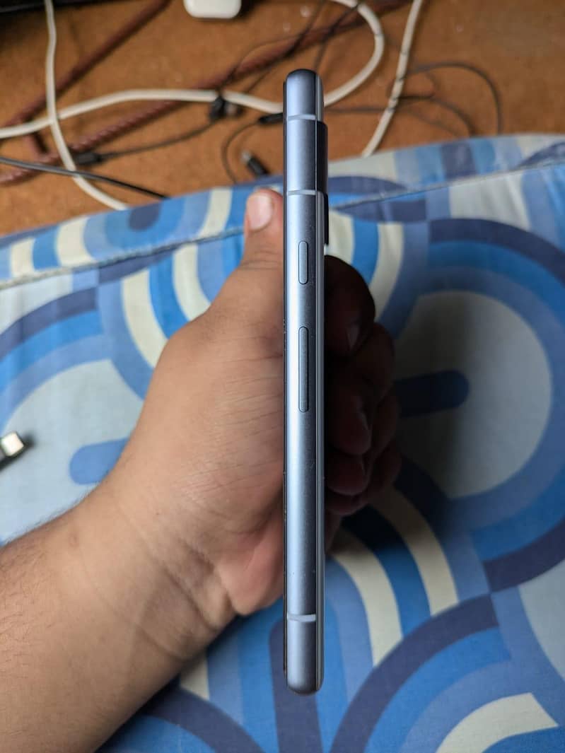 Google Pixel 7a 4