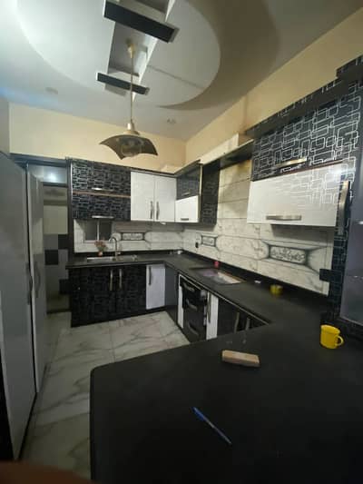 Prime Location 300 Square Yards Upper Portion For Grabs In Gulistan-e-Jauhar