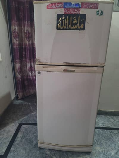 Dawlance Medium Size Fridge / No Ac , Freezer , Refrigerator