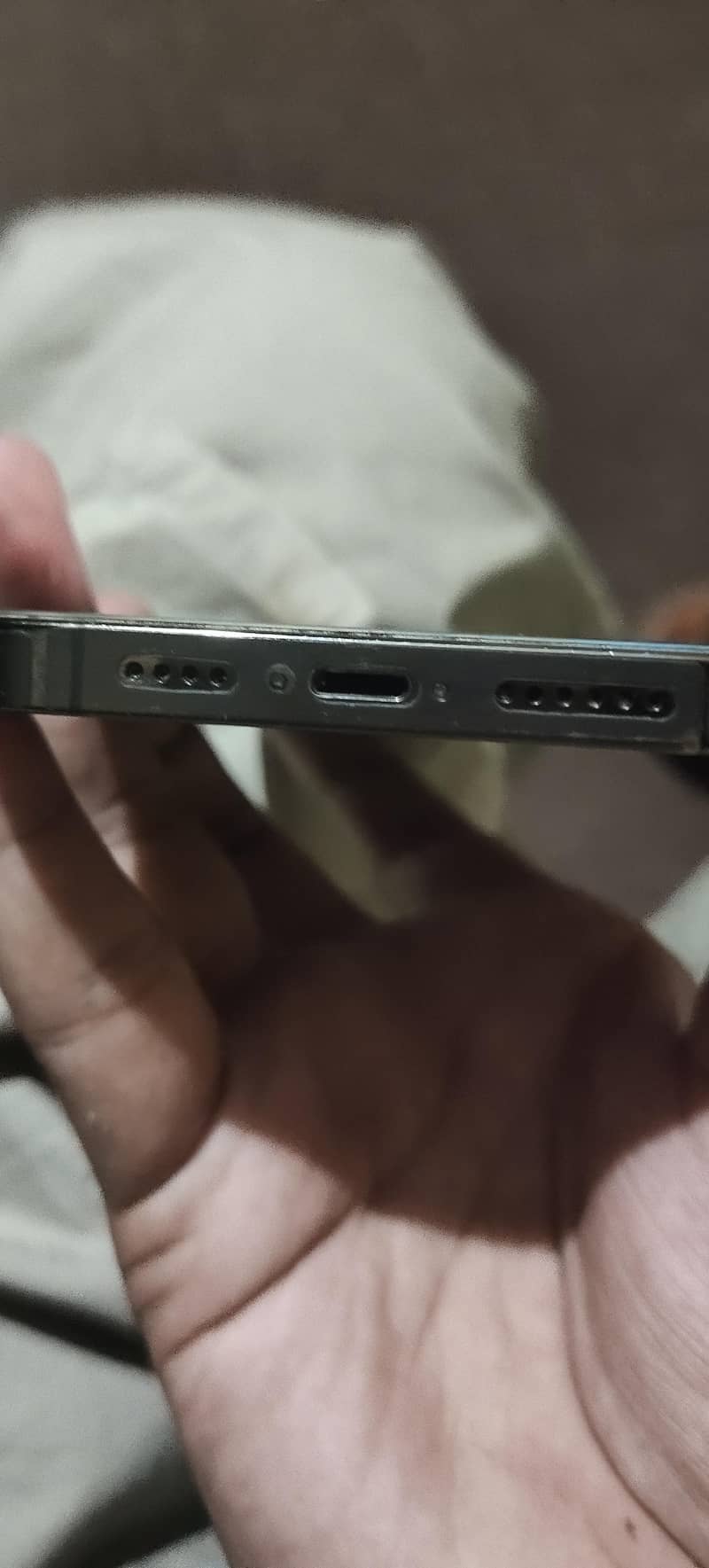 Apple iPhone 13 Pro Max 4