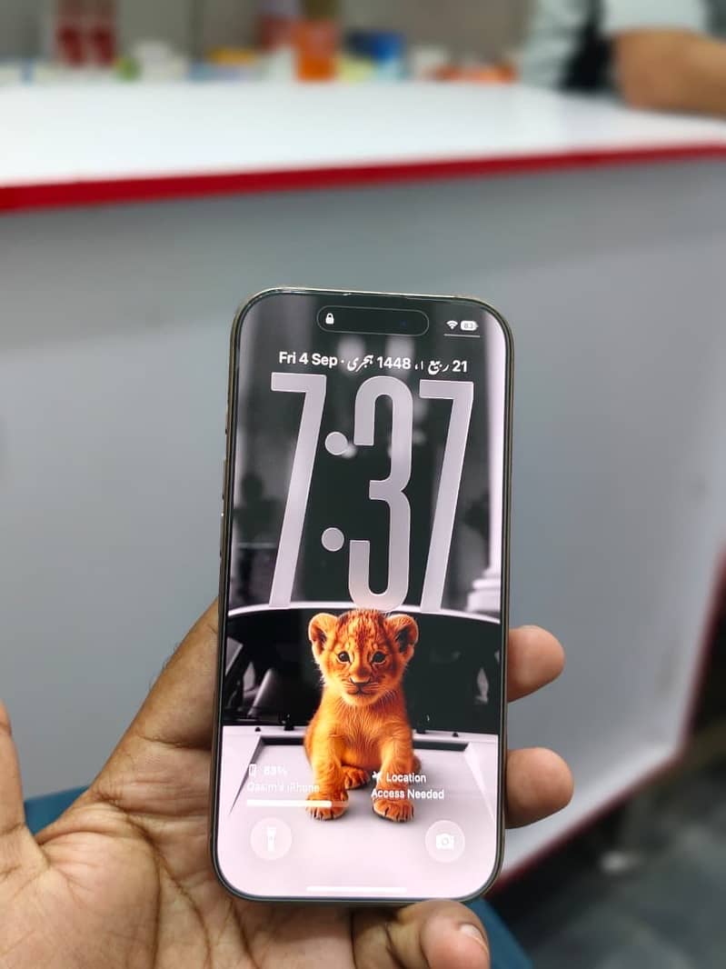 Apple iPhone 16 Pro 7