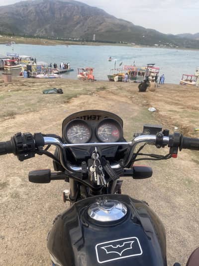 Honda CB125 f