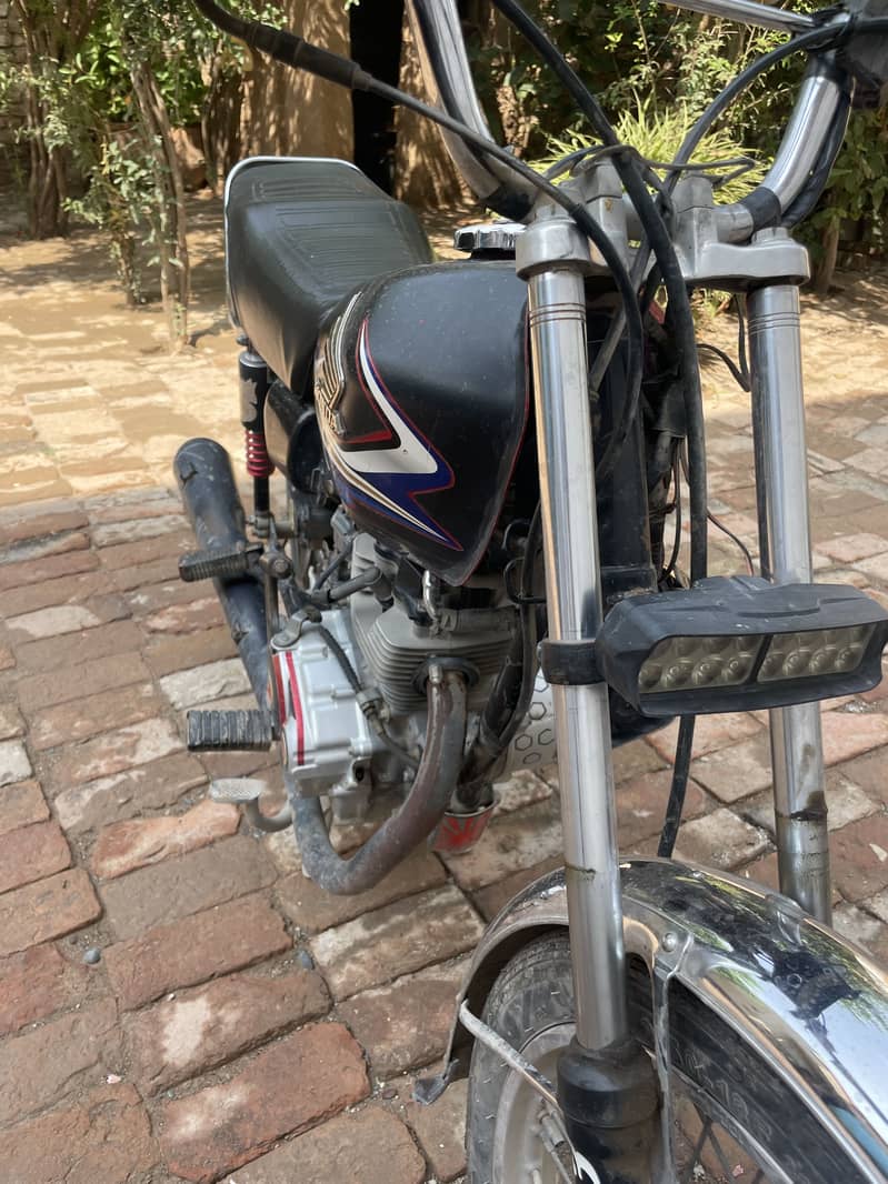 125 model 2019 1