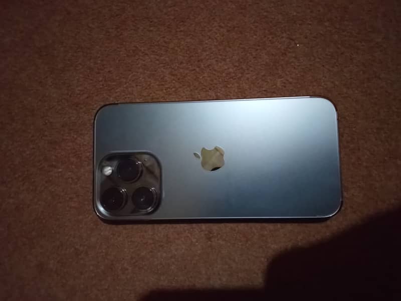 Apple iPhone 13 Pro 0