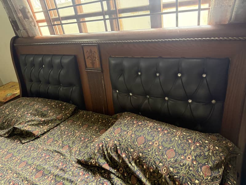 Room bed set 1