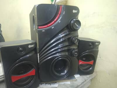 2.1 Multimedia Speaker System – Good Condition