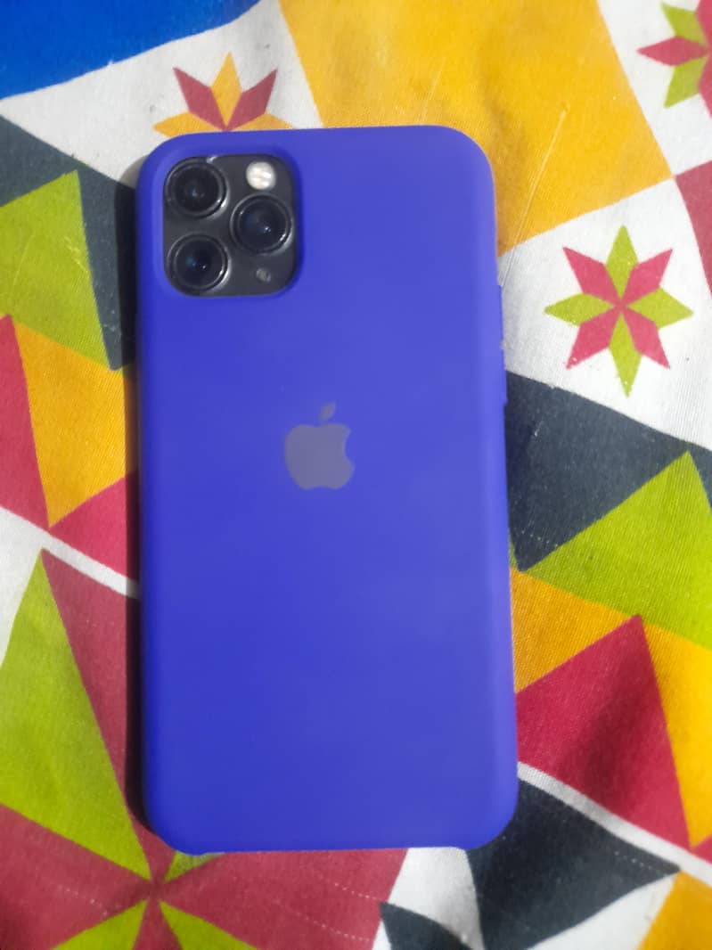 Apple iPhone 11 Pro 1