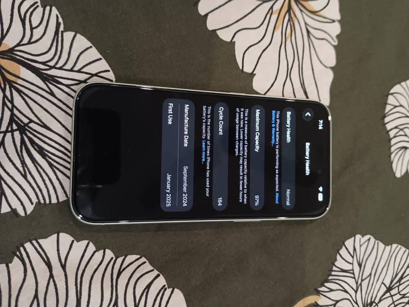 Apple iPhone 15 9