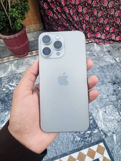 Apple iPhone 15 Pro Max
